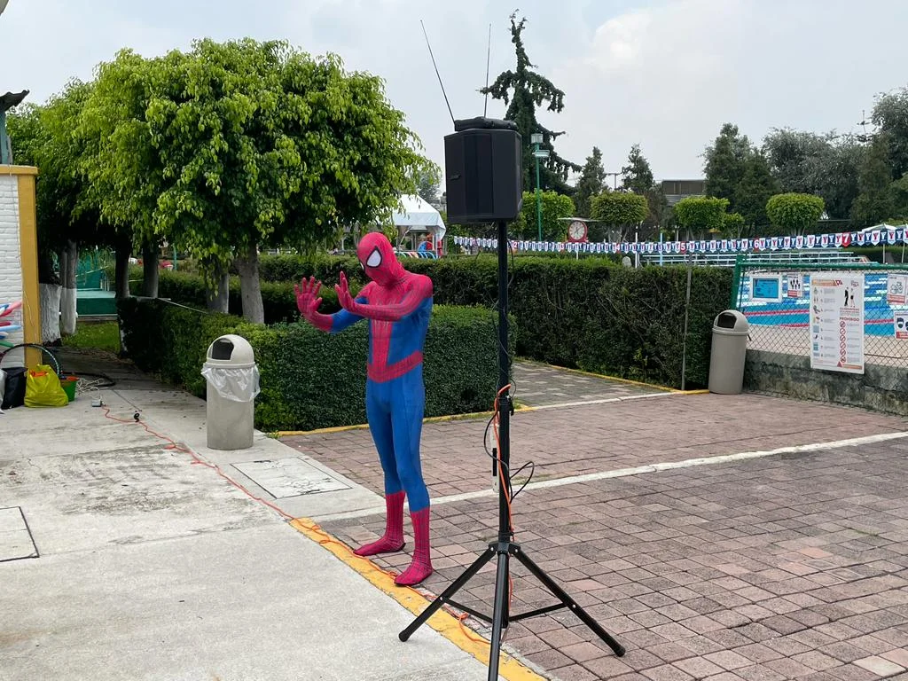 Show de Spiderman para fiestas infantiles